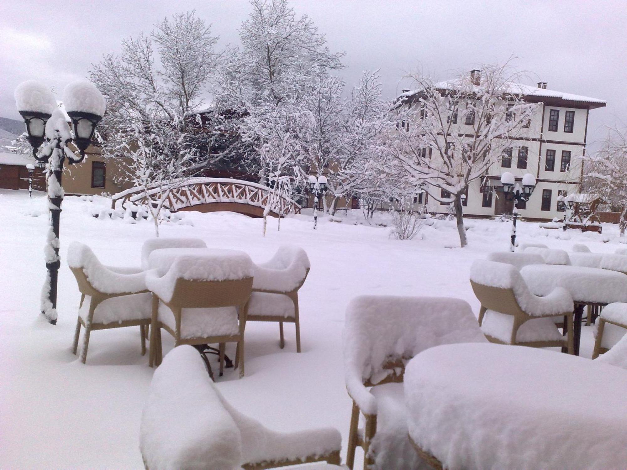 อิคซีร์ รีสอร์ต ทาวน์ Hotel Daday ภายนอก รูปภาพ